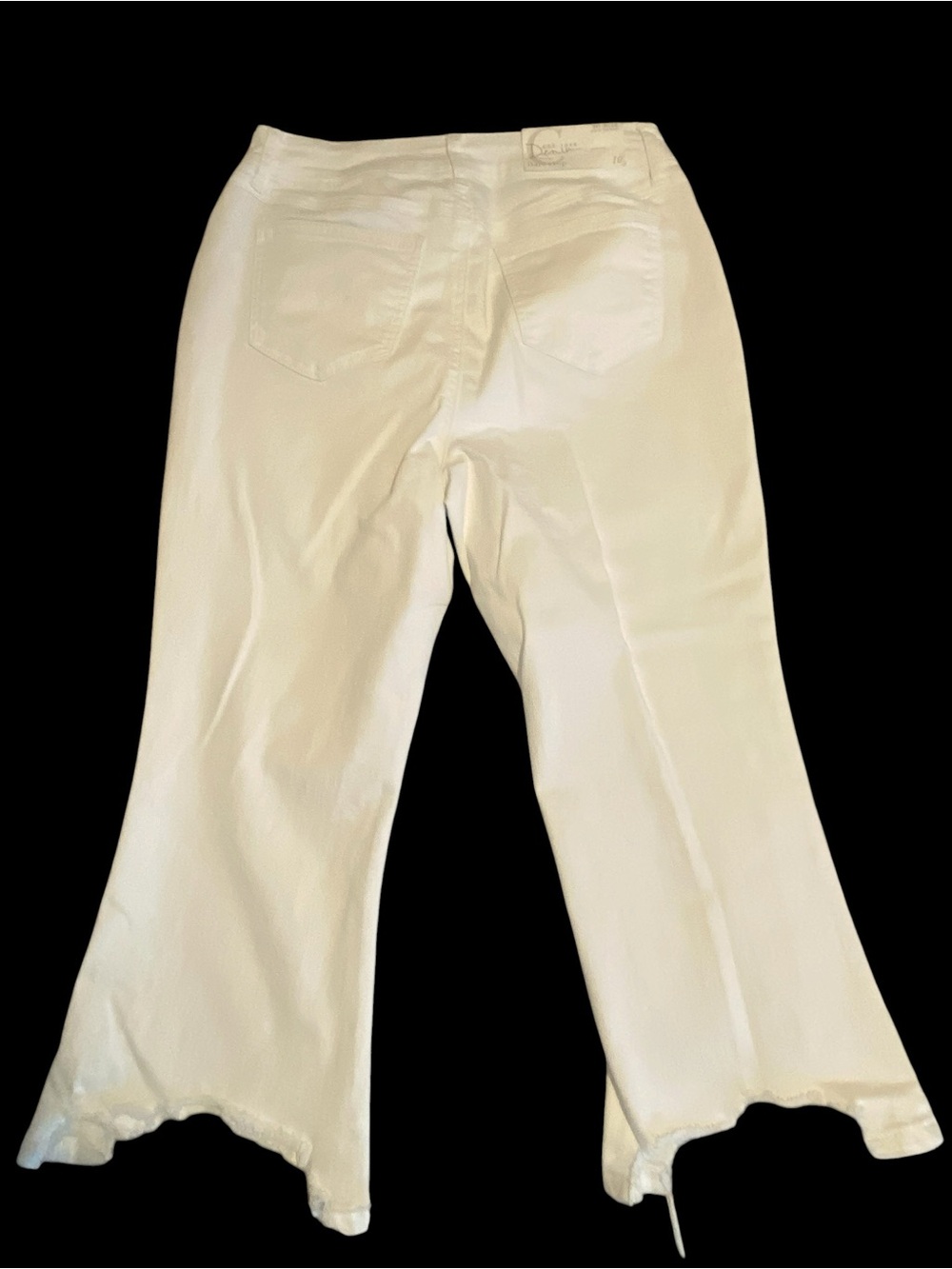 Women’s High-Rise White Denim Button Up Flare Jeans Frayed Hem NWT Size 10 - Picture 7 of 9